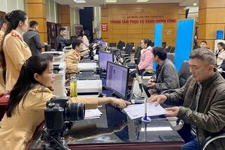 <a href="/tin-tuc-su-kien/tin-hoat-dong" title="Tin hoạt động" rel="dofollow">Tin hoạt động</a>
