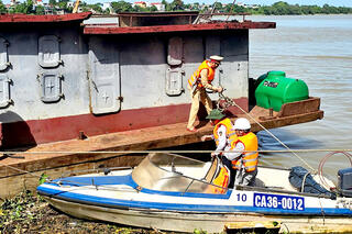 <a href="/tin-tuc-su-kien/tin-hoat-dong" title="Tin hoạt động" rel="dofollow">Tin hoạt động</a>