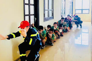 <a href="/tin-tuc-su-kien/tin-hoat-dong" title="Tin hoạt động" rel="dofollow">Tin hoạt động</a>