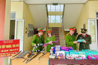 <a href="/tin-tuc-su-kien/tin-an-ninh-trat-tu" title="Tin An ninh trật tự" rel="dofollow">Tin An ninh trật tự</a>