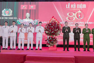 <a href="/tin-tuc-su-kien/tin-hoat-dong" title="Tin hoạt động" rel="dofollow">Tin hoạt động</a>