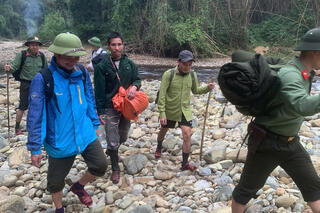 <a href="/tin-tuc-su-kien/tin-hoat-dong" title="Tin hoạt động" rel="dofollow">Tin hoạt động</a>