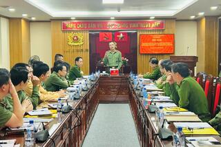 <a href="/tin-tuc-su-kien/tin-hoat-dong" title="Tin hoạt động" rel="dofollow">Tin hoạt động</a>