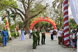 <a href="/tin-tuc-su-kien/tin-hoat-dong" title="Tin hoạt động" rel="dofollow">Tin hoạt động</a>