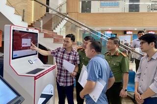 <a href="/tin-tuc-su-kien/tin-hoat-dong" title="Tin hoạt động" rel="dofollow">Tin hoạt động</a>