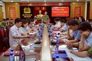 <a href="/tin-tuc-su-kien/tin-hoat-dong" title="Tin hoạt động" rel="dofollow">Tin hoạt động</a>