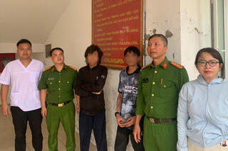 <a href="/tin-tuc-su-kien/tin-hoat-dong" title="Tin hoạt động" rel="dofollow">Tin hoạt động</a>