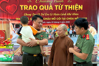 <a href="/tin-tuc-su-kien/tin-hoat-dong" title="Tin hoạt động" rel="dofollow">Tin hoạt động</a>