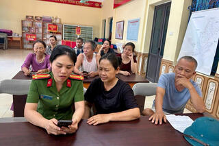 <a href="/tin-tuc-su-kien/tin-hoat-dong" title="Tin hoạt động" rel="dofollow">Tin hoạt động</a>