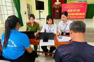 <a href="/tin-tuc-su-kien/tin-hoat-dong" title="Tin hoạt động" rel="dofollow">Tin hoạt động</a>