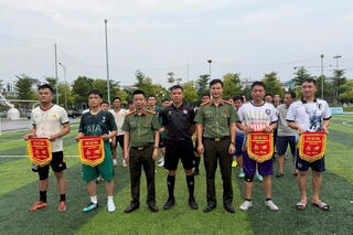 <a href="/tin-tuc-su-kien/tin-hoat-dong" title="Tin hoạt động" rel="dofollow">Tin hoạt động</a>