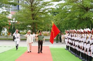 <a href="/tin-tuc-su-kien/tin-hoat-dong" title="Tin hoạt động" rel="dofollow">Tin hoạt động</a>