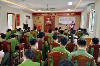 <a href="/tin-tuc-su-kien/tin-hoat-dong" title="Tin hoạt động" rel="dofollow">Tin hoạt động</a>