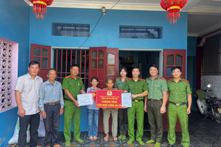 <a href="/tin-tuc-su-kien/tin-hoat-dong" title="Tin hoạt động" rel="dofollow">Tin hoạt động</a>