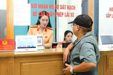 <a href="/tin-tuc-su-kien/tin-hoat-dong" title="Tin hoạt động" rel="dofollow">Tin hoạt động</a>