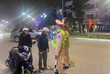 <a href="/tin-tuc-su-kien/tin-hoat-dong" title="Tin hoạt động" rel="dofollow">Tin hoạt động</a>