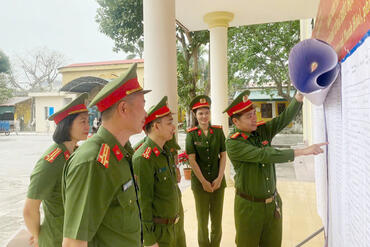 <a href="/tin-tuc-su-kien/tin-hoat-dong" title="Tin hoạt động" rel="dofollow">Tin hoạt động</a>