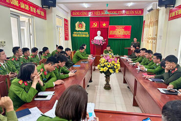 <a href="/tin-tuc-su-kien/tin-hoat-dong" title="Tin hoạt động" rel="dofollow">Tin hoạt động</a>