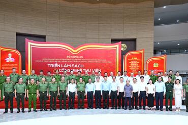 <a href="/tin-tuc-su-kien/tin-hoat-dong" title="Tin hoạt động" rel="dofollow">Tin hoạt động</a>