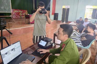 <a href="/tin-tuc-su-kien/tin-hoat-dong" title="Tin hoạt động" rel="dofollow">Tin hoạt động</a>