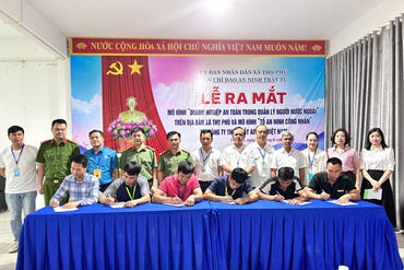 <a href="/tin-tuc-su-kien/tin-hoat-dong" title="Tin hoạt động" rel="dofollow">Tin hoạt động</a>