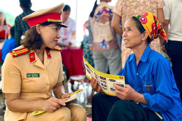 <a href="/tin-tuc-su-kien/tin-hoat-dong" title="Tin hoạt động" rel="dofollow">Tin hoạt động</a>