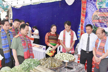<a href="/tin-tuc-su-kien/tin-hoat-dong" title="Tin hoạt động" rel="dofollow">Tin hoạt động</a>