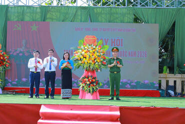 <a href="/tin-tuc-su-kien/tin-hoat-dong" title="Tin hoạt động" rel="dofollow">Tin hoạt động</a>