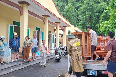 <a href="/tin-tuc-su-kien/tin-hoat-dong" title="Tin hoạt động" rel="dofollow">Tin hoạt động</a>