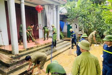 <a href="/tin-tuc-su-kien/tin-hoat-dong" title="Tin hoạt động" rel="dofollow">Tin hoạt động</a>