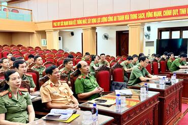 <a href="/tin-tuc-su-kien/tin-hoat-dong" title="Tin hoạt động" rel="dofollow">Tin hoạt động</a>