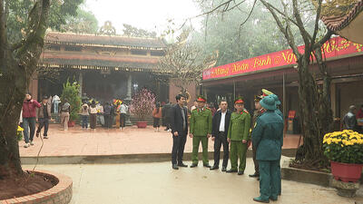 Vì mùa lễ hội bình yên