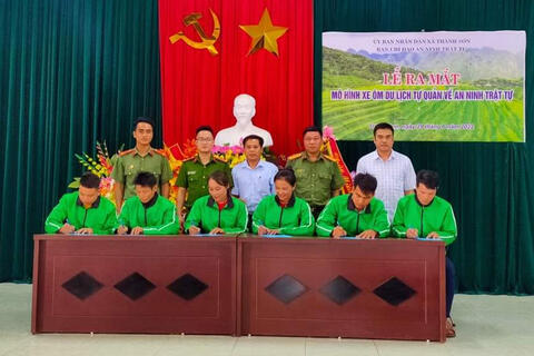 Xã Thành Sơn, huyện Bá Thước: Ra mắt mô hình “Xe ôm du lịch tự quản về ANTT”