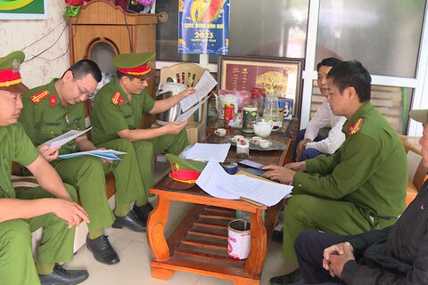 Hơn 300 CBCS đồng loạt tổng kiểm tra 108 cơ sở cầm đồ, cho vay tài chính trên địa bàn huyện Quảng Xương