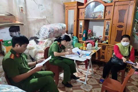 Công  an huyện Nông Cống tổng kiểm tra các cơ sở kinh doanh dich vụ cầm đồ