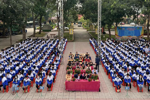 Tuyên truyền pháp luật cho giáo viên, học sinh Trung tâm GDNN&GDTX huyện Triệu Sơn