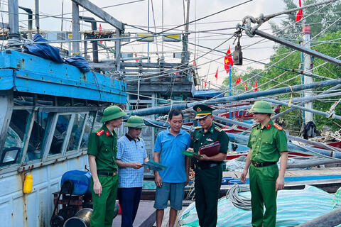 Phòng Cảnh sát PCCC và CNCH sẵn sàng   lực lượng, phương tiện ứng phó với bão số 9