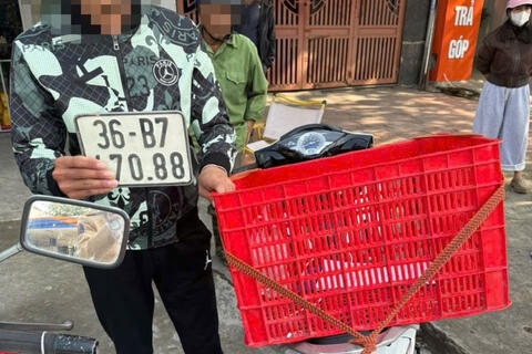 Một shipper bị phạt 30 triệu đồng vì vi phạm nhiều lỗi giao thông