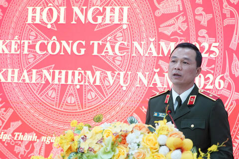 Công an phường Hạc Thành tổng kết công tác Công an năm 2025, triển khai nhiệm vụ và phát động phong trào thi đua “Vì an ninh Tổ quốc” năm 2026