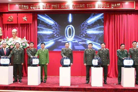 LÁ CHẮN SỐ TRÊN TRẬN TUYẾN CHỐNG “GIẶC LỬA”: Xây dựng "vùng phủ sóng" an toàn: Từ hồ sơ giấy đến hệ điều hành thông minh (Bài 1)