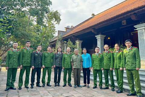 Công an phường Đông Sơn: Tri ân nguồn cội, giữ trọn lời thề danh dự trên mảnh đất anh hùng