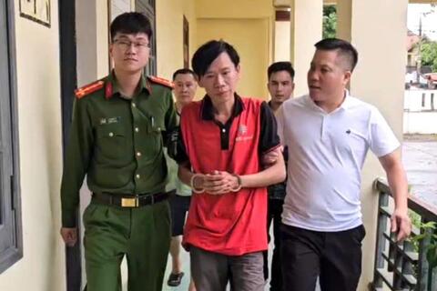 Thanh Hóa: Bắt đối tượng chém vợ, mẹ vợ rồi thay tên, trốn truy nã hơn 5 năm