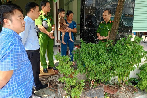 <a href="/tin-tuc-su-kien" title="Tin tức sự kiện" rel="dofollow">Tin tức sự kiện</a>