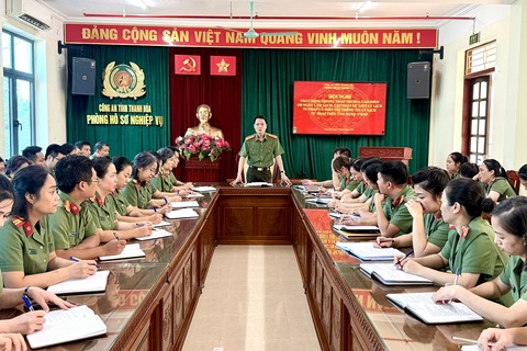 <a href="/tin-tuc-su-kien" title="Tin tức sự kiện" rel="dofollow">Tin tức sự kiện</a>