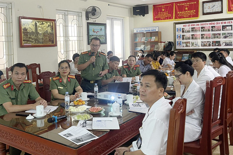 <a href="/tin-tuc-su-kien" title="Tin tức sự kiện" rel="dofollow">Tin tức sự kiện</a>