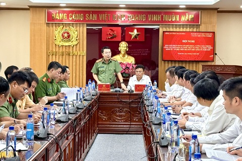 <a href="/tin-tuc-su-kien" title="Tin tức sự kiện" rel="dofollow">Tin tức sự kiện</a>