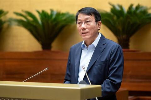 Đề xuất phạt tiền gấp đôi tội sản xuất, buôn bán hàng giả là thực phẩm, thuốc chữa bệnh