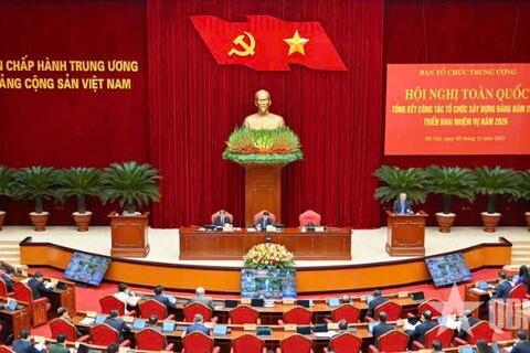 Kiên định bảo vệ nền tảng tư tưởng của Đảng, đập tan mọi âm mưu  “diễn biến hòa bình”