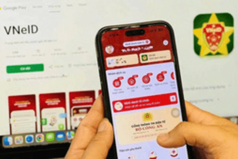 Trước 31/12, tài khoản chứng khoán, mạng xã hội, livestream bán hàng phải liên kết VNeID