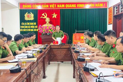 Đồng chí Phó Giám đốc Công an tỉnh làm việc với Phòng Cảnh sát PCCC và CNCH